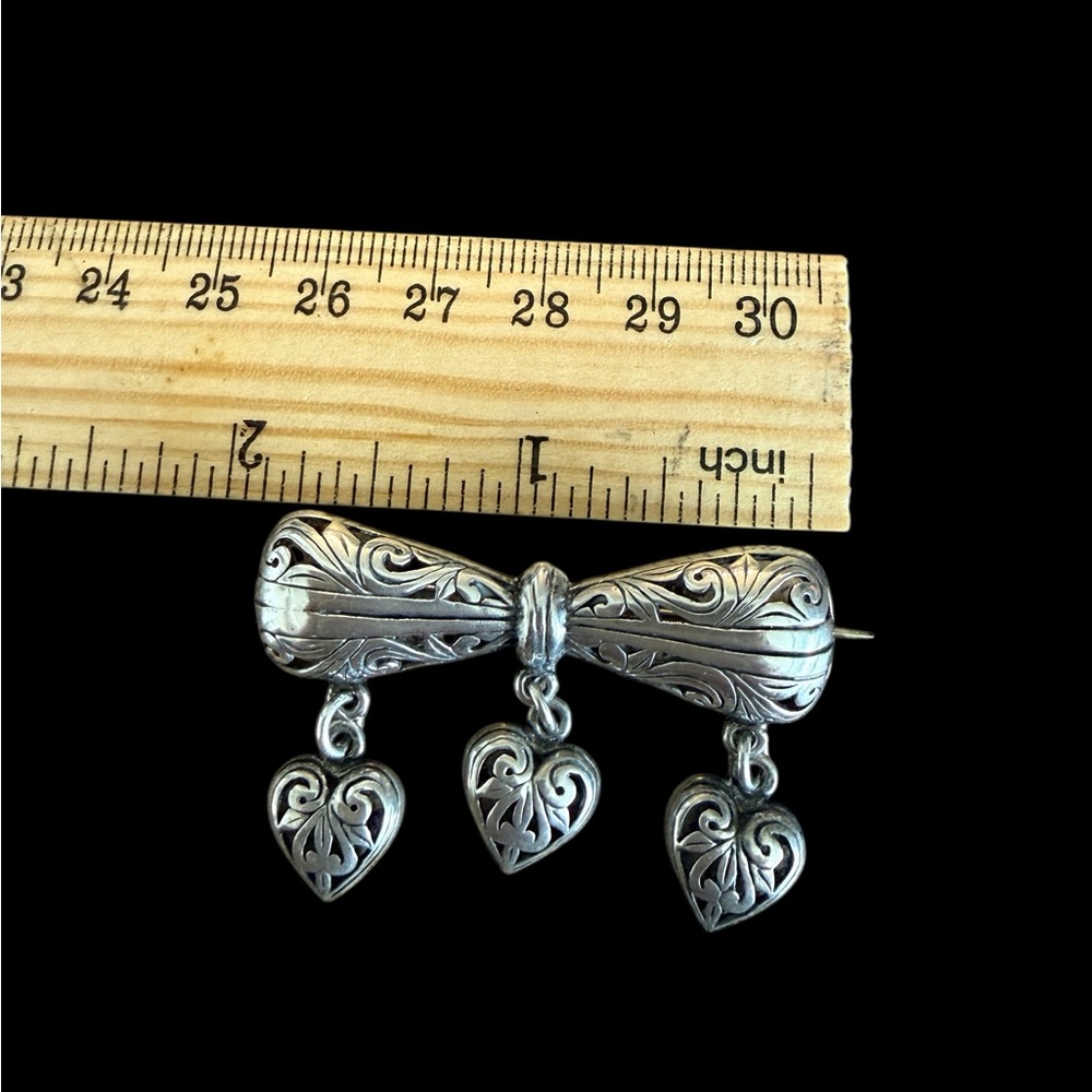 Vintage JezLaine 925 Silver Heart Charms Filigree Dangle Brooch - Picture 5 of 6